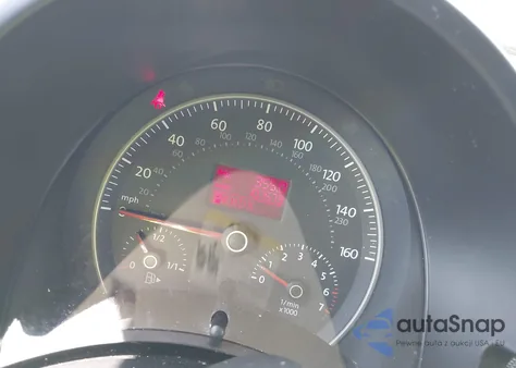 2010 Volkswagen New Beetle 2.5L z USA, uszkodzony, nr VIN 3VWRG3ALXAM009927